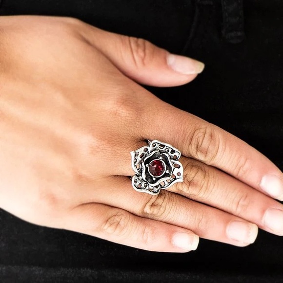 Red Ring - Picture 2 of 2